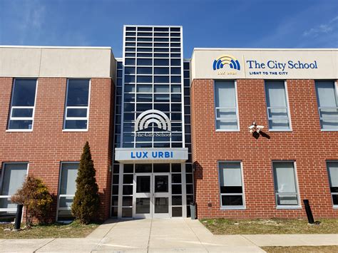 The City School in California .